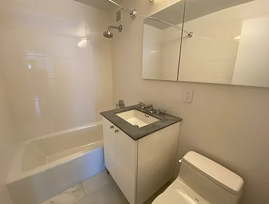 Rented by 165 E 66 Street Residential Owner LLC | media 8