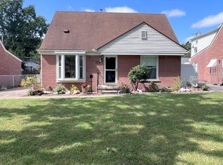3736 Madison St, Dearborn, MI 48124