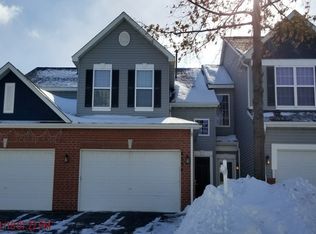 8534 Grove Cir, Shakopee, MN 55379