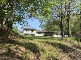 15 Sand Plant Rd, Tunkhannock, PA 18657
