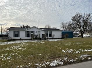 911 W 12th St, Connersville, IN 47331