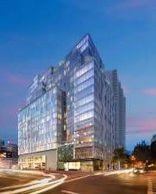 Rented by Vornado Realty Trust | media 18