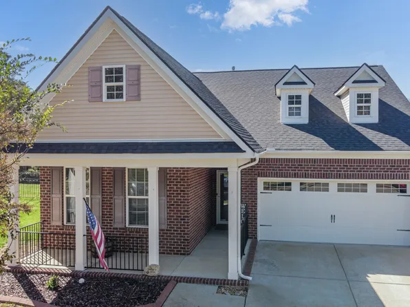 1881 Stonewater Dr, Hermitage, TN 37076