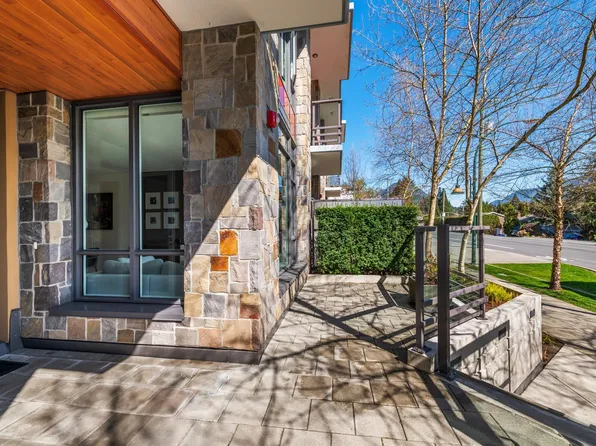 2765 Mountain Hwy, North Vancouver, BC V7J 2K7