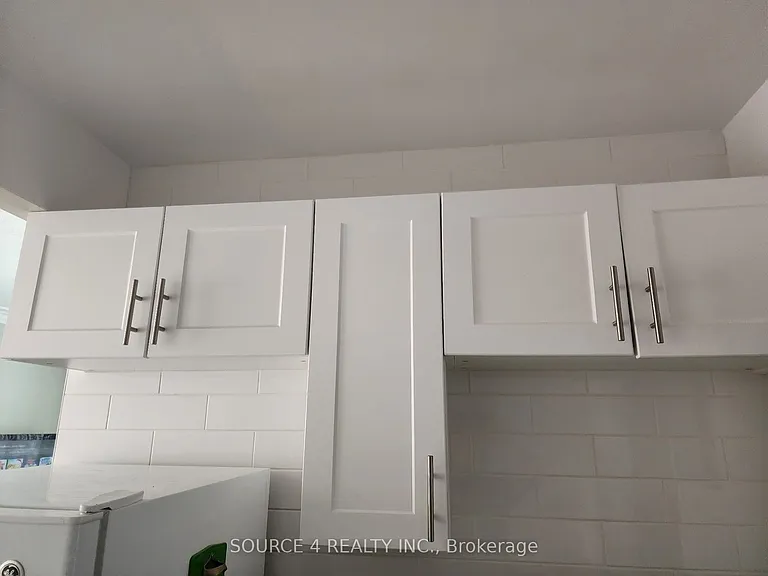 122 5th St #8 — Photo 11