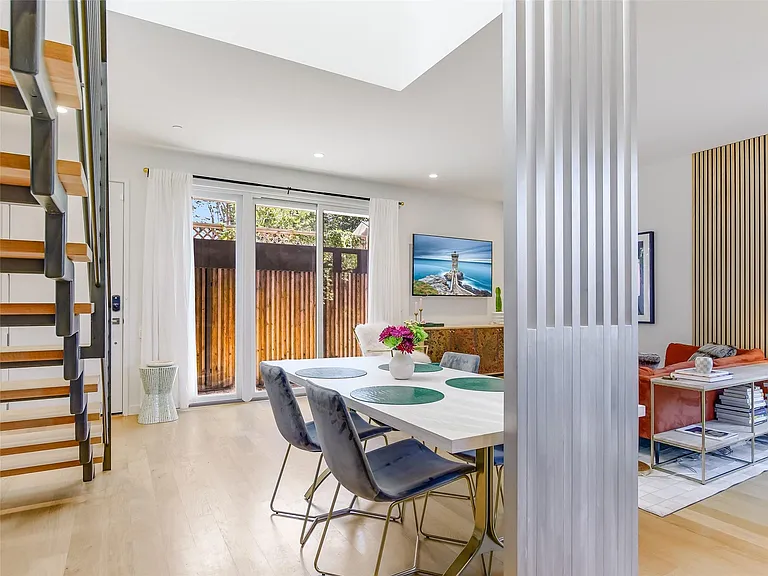 1603 Woodlawn Blvd #D — Photo 4