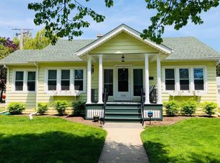 2020 69th St, Kenosha, WI 53143