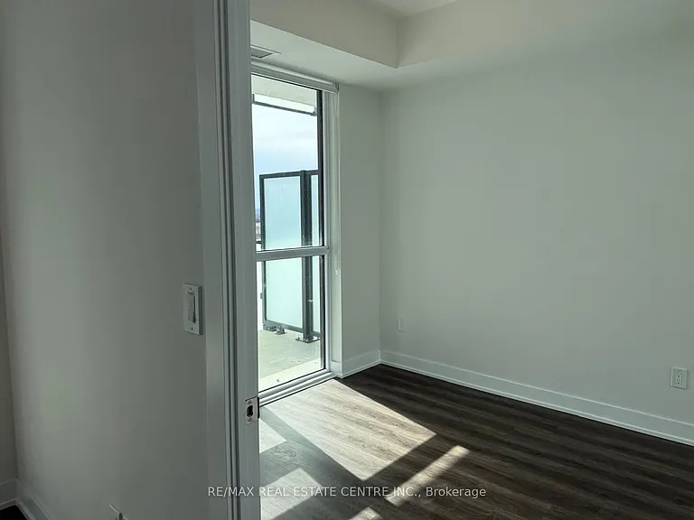 430 Square One Dr #1007 — Photo 27
