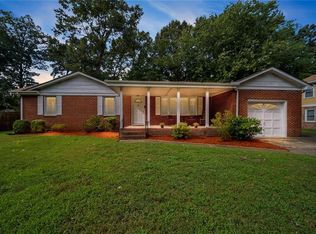 5401 Greenbrook Dr, Portsmouth, VA 23703