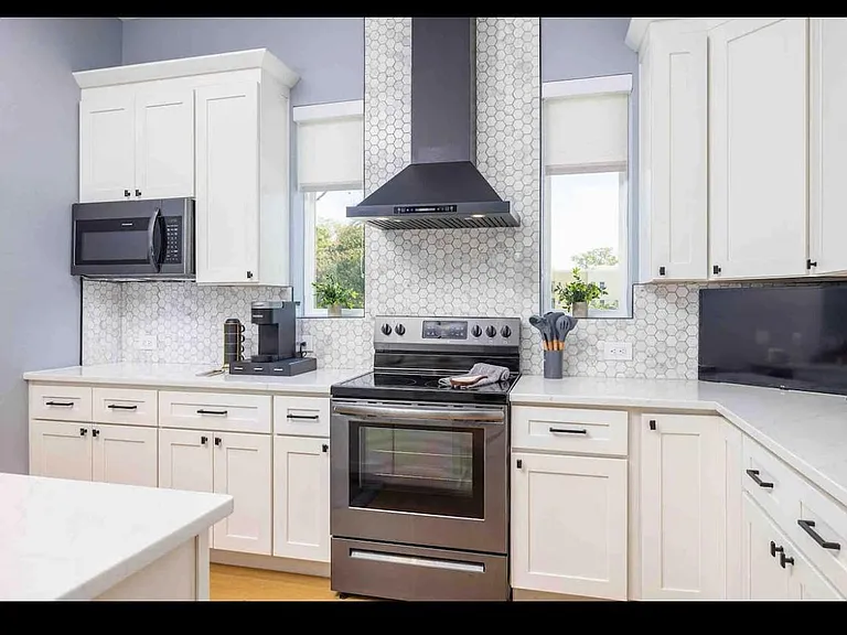 4311 W Fig St #2 — Photo 3