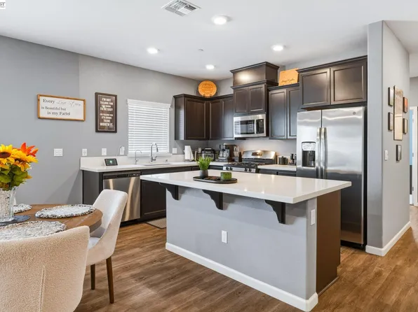 726 Sudbrook Ct, Patterson, CA 95363