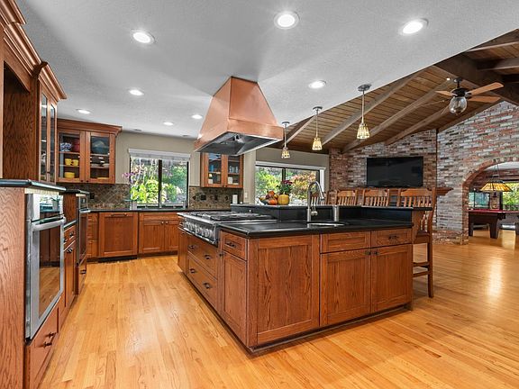2nd image of 4440 Shady Oak Way