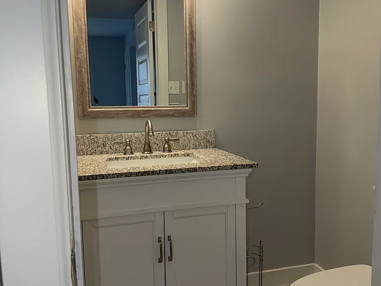 10609 Springwood Dr #B — Photo 5