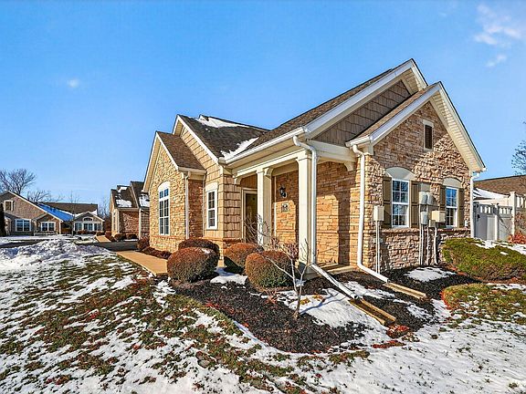 3rd image of 5162 Hayden Woods Ln #22