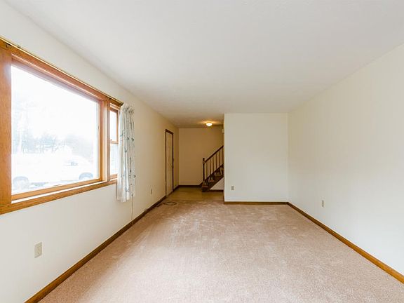 4th image of 48 A&B Lund Drive