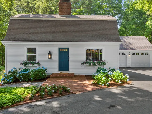 15 Partridge Lane, Essex, CT 06426
