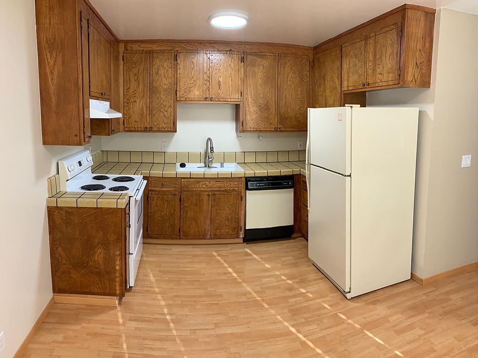1st image of 583 Kiely Blvd APT 3