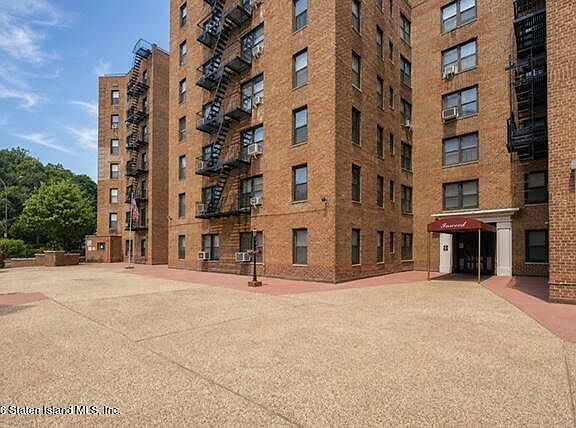 3rd image of 83-75 Woodhaven Blvd #2A