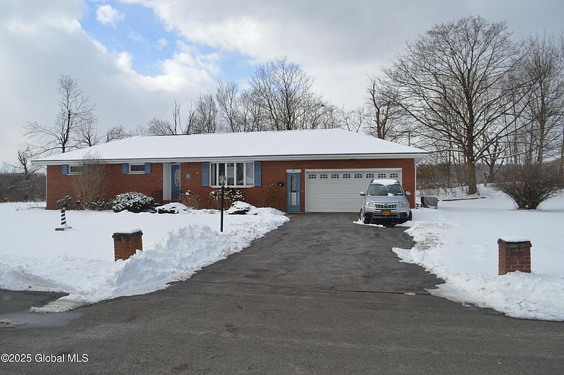 4th image of 49 S Clement Avenue
