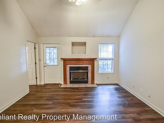 4th image of 1762 Copperfield Ct
