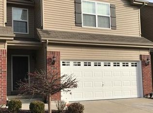 866 Harbor Woods Dr, Fairview Heights, IL 62208