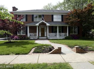 6112 Maiden Ln, Bethesda, MD 20817