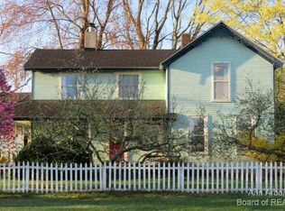 11501 Dixon Rd, Monroe, MI 48161