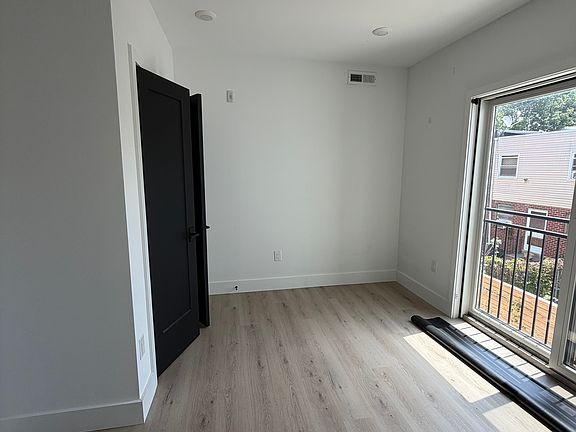 5th image of 1103 S 47th St #2A