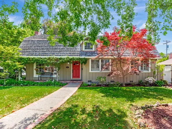 632 Saint Claire Dr, Palo Alto, CA 94306