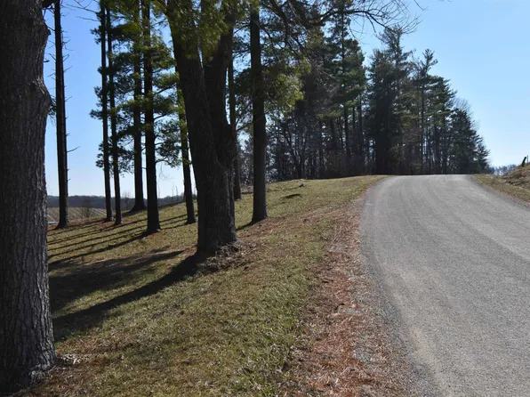 7022 S 500 E, Birdseye, IN 47513