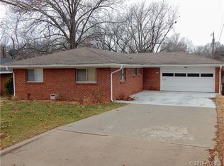 813 Yale Pl, Bartlesville, OK 74006