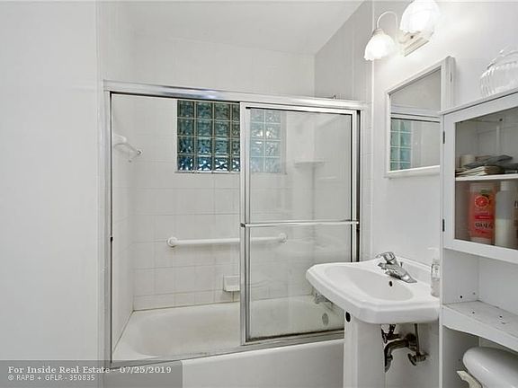 3rd image of 1519 NW 12th Ter
