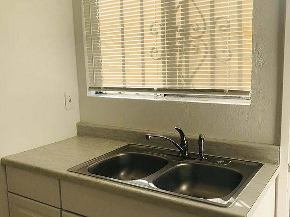 5th image of 66450 4th St APT 2