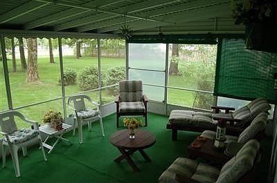 5th image of 845 Oakridge Dr