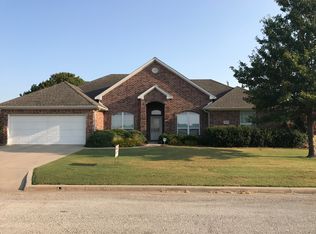 517 Katie St, Lindsay, TX 76250