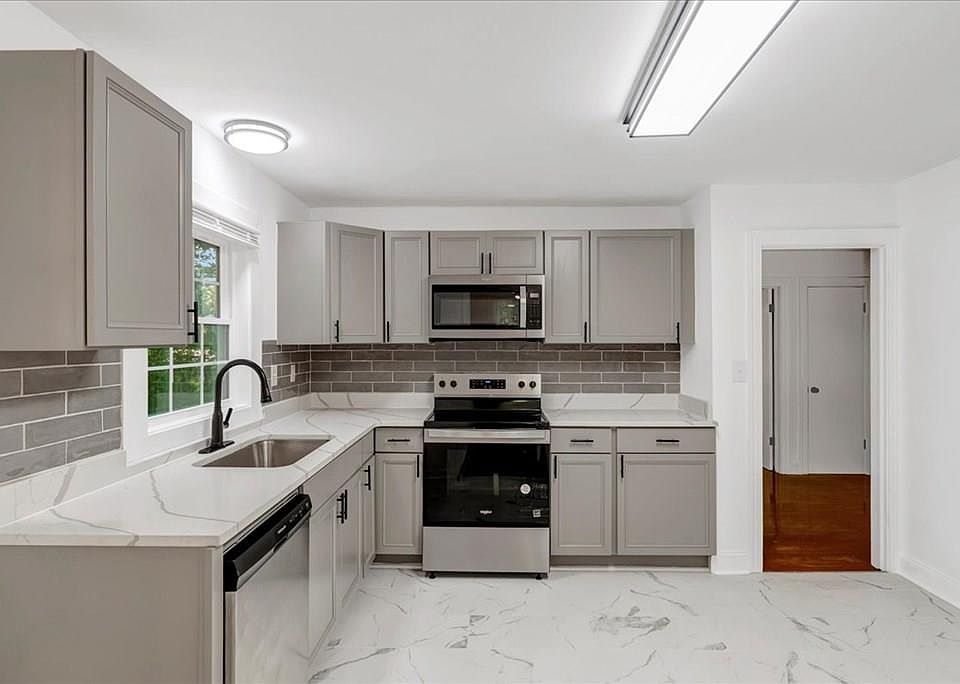 1st image of 504 Carolina Ave