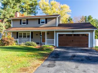 41 Magnolia Ln, Coventry, RI 02816