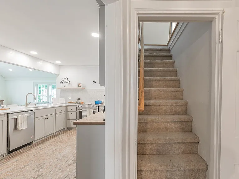 3825 Mission View Ave — Photo 18