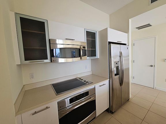 5th image of 480 Hibiscus Street #531
