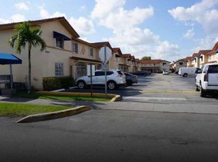 2220 W 74th St APT 202, Hialeah, FL 33016