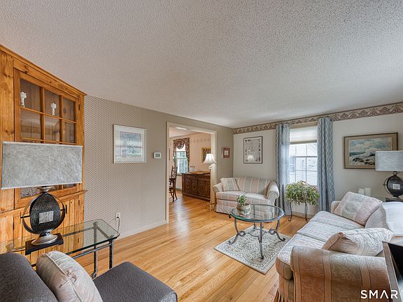 4th image of 316 Funston Avenue