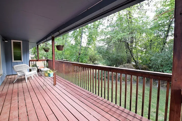 3 bed, 2400 sqft, $3,000 — Photo 3
