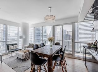 70 Temperance St Unit 3906, Toronto, ON M5H 0B1