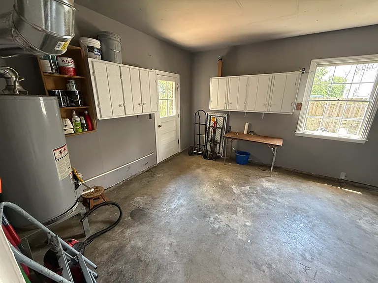 1007 Fowler St — Photo 28