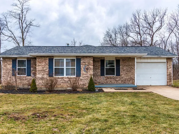 332 Hickory Dr, Connersville, IN 47331