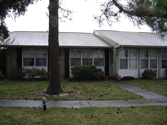 2nd image of 51 Edinburgh Lane #A