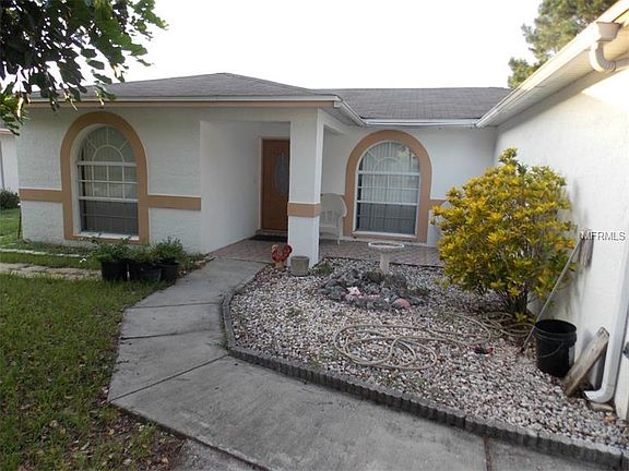 5th image of 342 Lake Daisy Cir