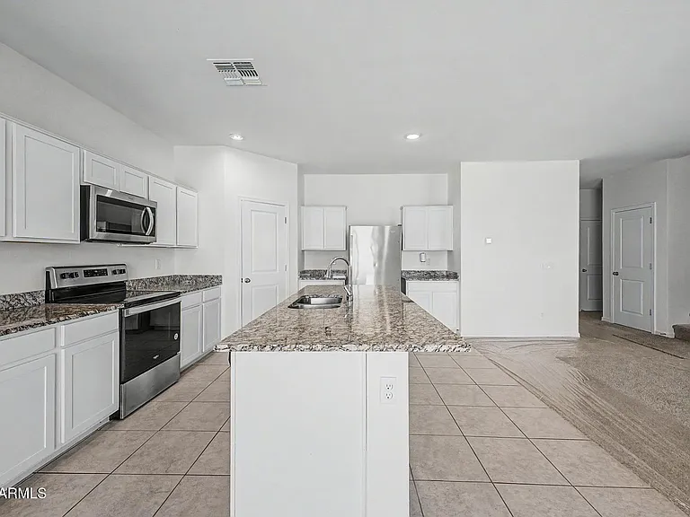 35450 W Santa Clara Ave — Photo 8