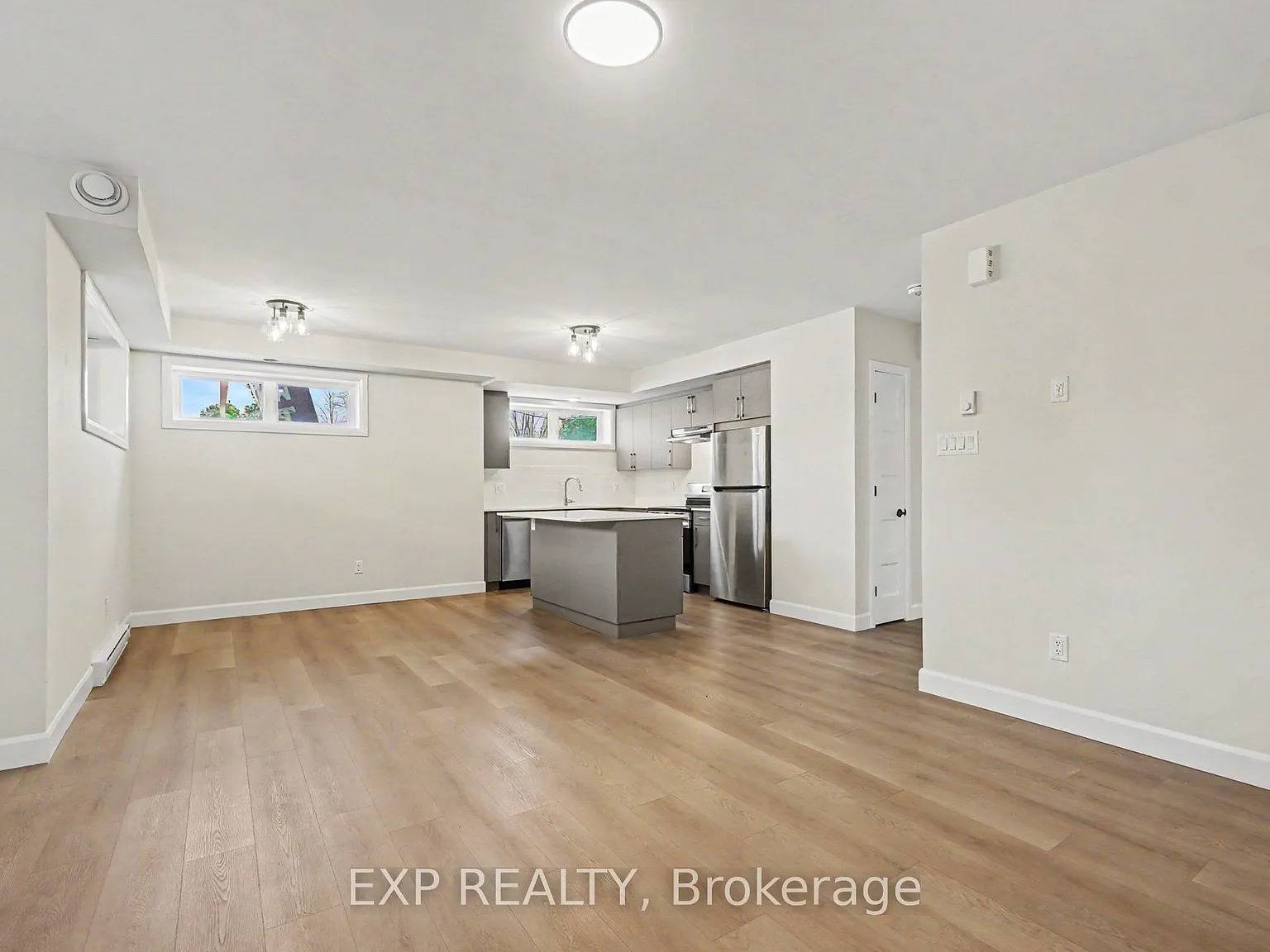 2 bed, $1,890 — Photo 2