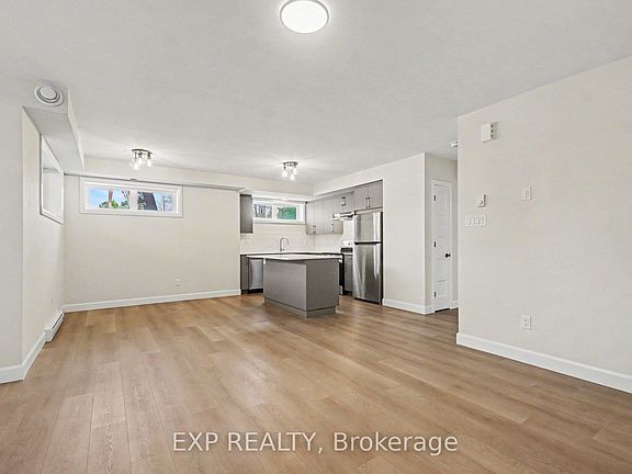 2nd image of 1099 Notre Dame St #101